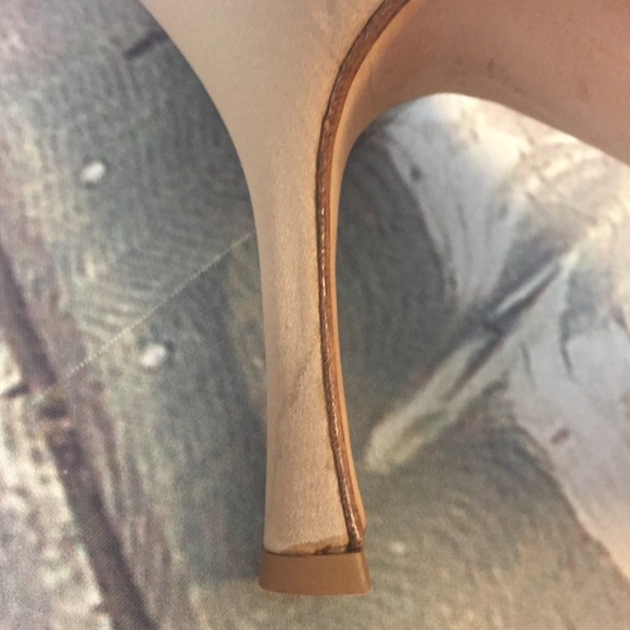 Isaac Mizrahi Champagne Satin Ankle Strap Heels - Picture 8 of 8